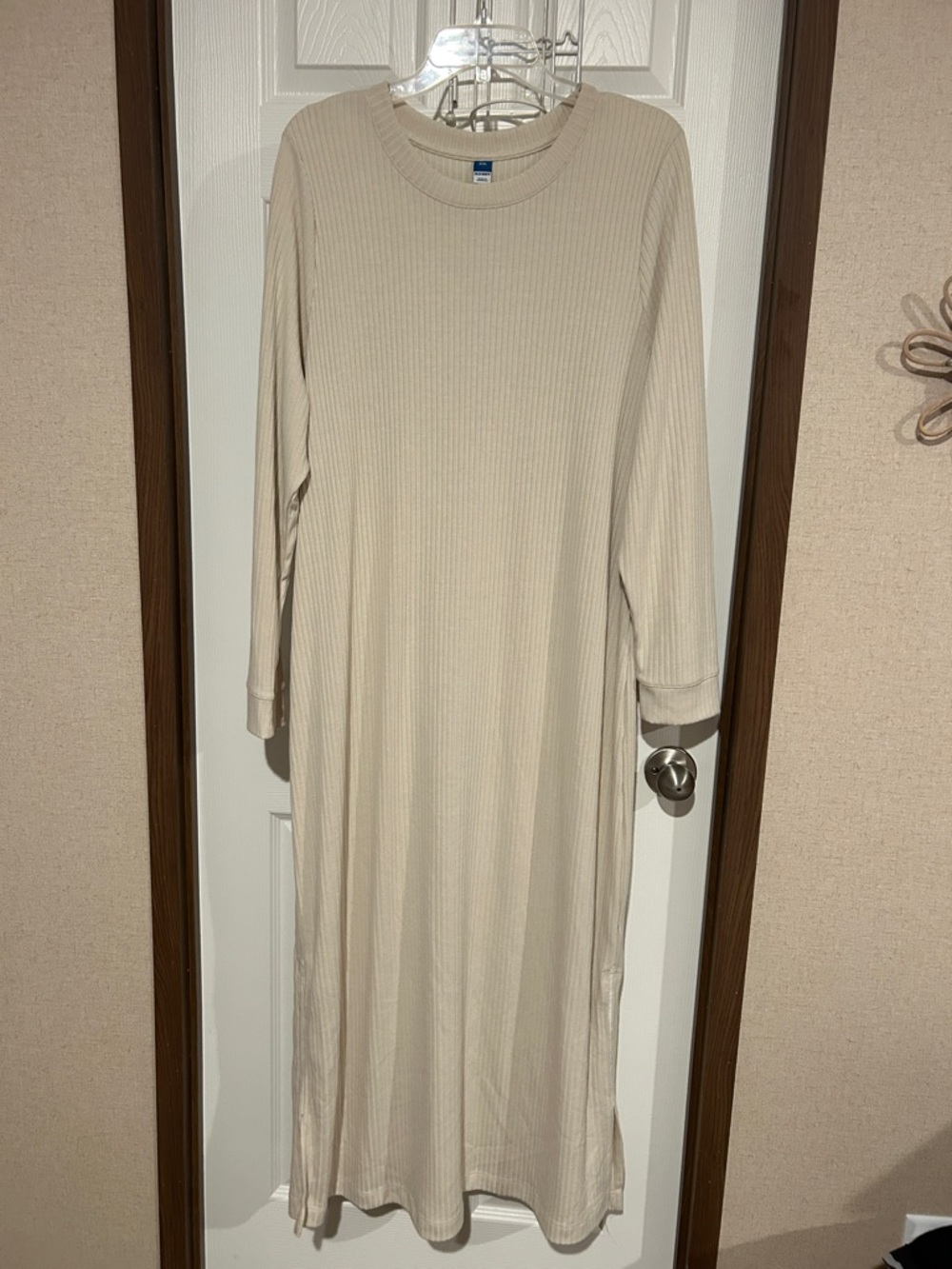 Ribbed Long Sleeve Maxi Dress - Cream xxl old navy